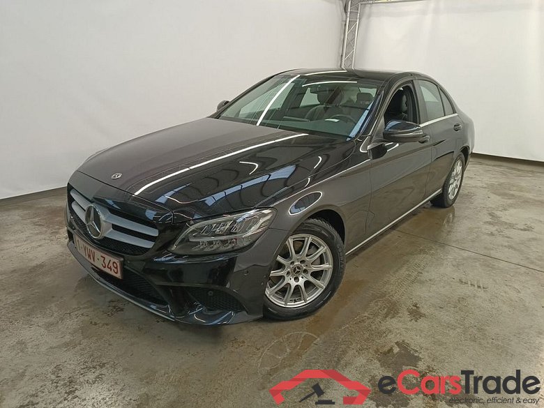 Mercedes-Benz C-Klasse Berline C 180 d Business Solution 4d