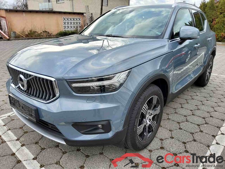 Volvo XC40 (2017->) DE - SUV5 B4 2WD EU6d, Inscription (EURO 6d), 2020 - 2022 #1
