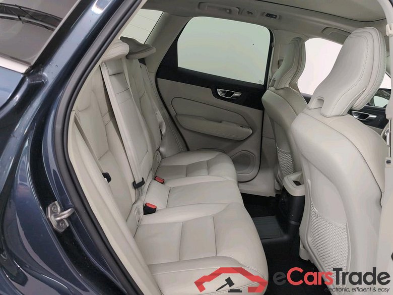 VOLVO XC60 2.0 T6 RECHARGE GEARTR INSCRIPTION EXPR. #6