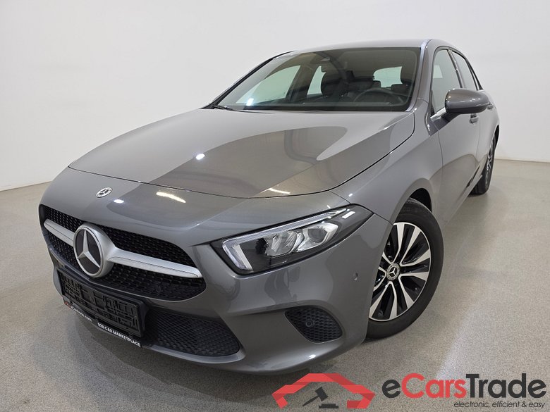 Mercedes A 180d LED-Xenon Widescreen Navi 1/2 Sport-Leather KeylessGo Camera Klima PDC ... #1