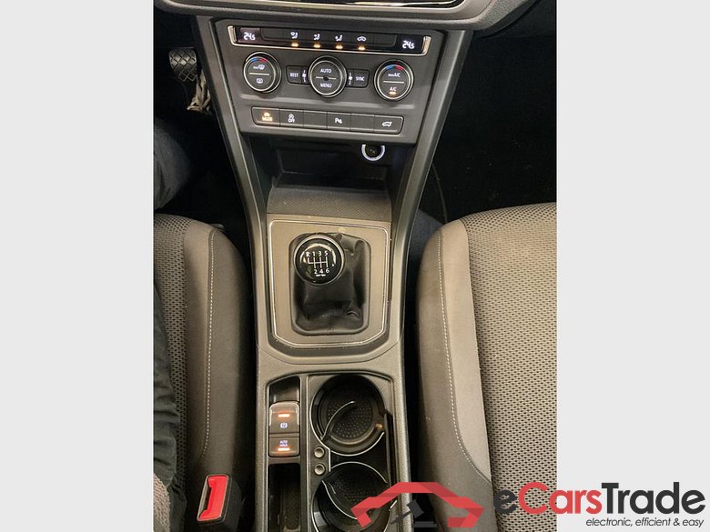 VOLKSWAGEN Touran 1.4 TSI 110 kW (150 ch) 6 vitesses manuel #3