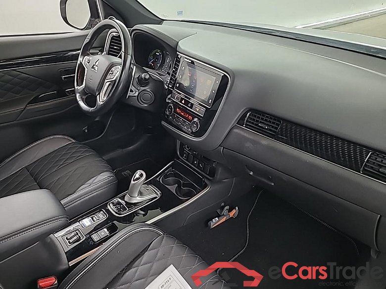 MITSUBISHI Outlander PHEV Instyle 5D 165kW #6