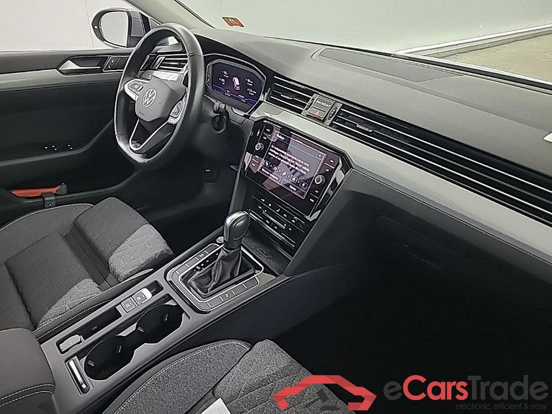 VOLKSWAGEN Passat Variant 1.5 TSI 7-DSG Business 5D 110kW #6