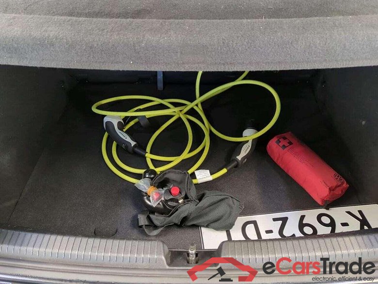 VOLKSWAGEN ID.3 First Plus 58 kWh #6