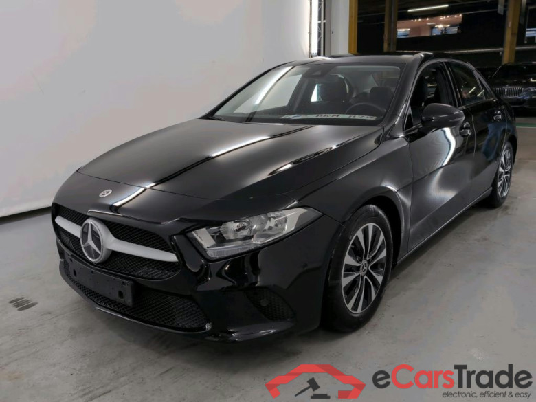 MERCEDES-BENZ A-CLASS 2.0 A 180 D ESSENTIAL LINE DCT #1