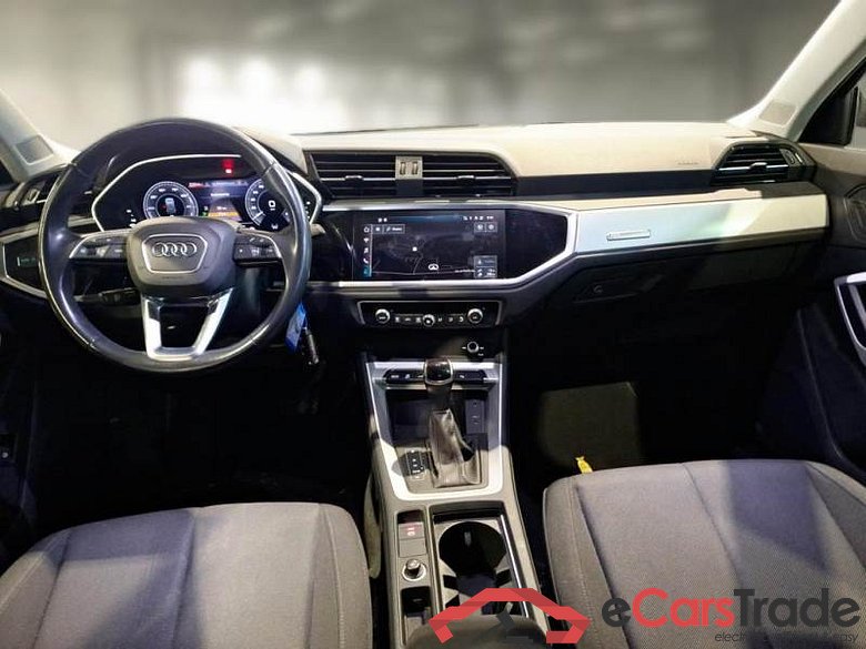 AUDI Q3 / 2018 / 5P / SUV 45 TFSI E S TRONIC BUSINESS #3