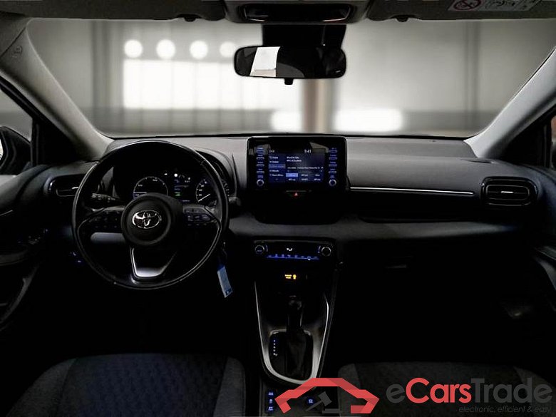 TOYOTA YARIS / 2020 / 5P / BERLINA HYBRID BUSINESS MY20 #3
