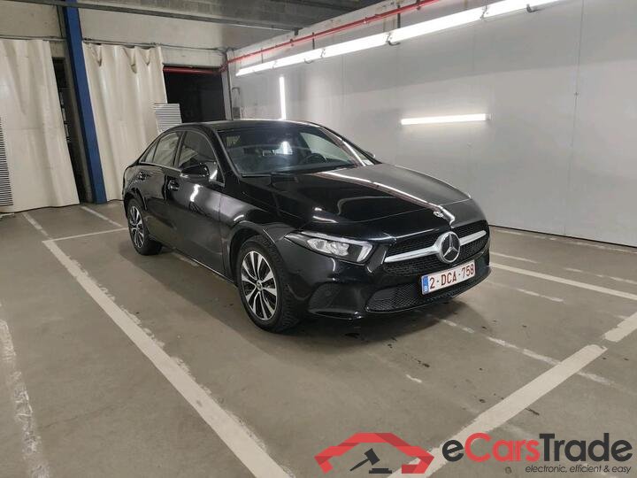 Mercedes A-Klasse Limousine A-Klasse Limousine A 250 e Business Line (PHEV) 160kW/218pk  4D/P Auto-7 #2