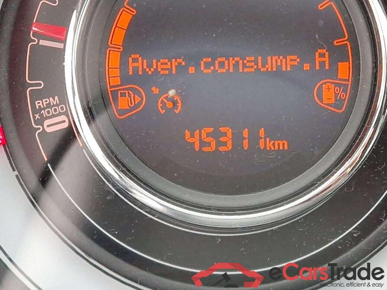 FIAT 500 1.0 Hybrid Dolcevita #4