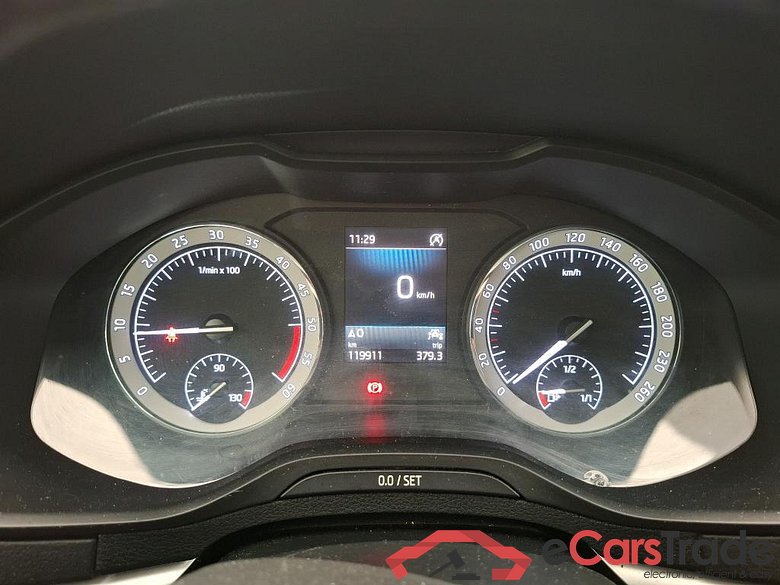 Karoq Style 2.0 TDI 150CV BVM6 E6dT #6