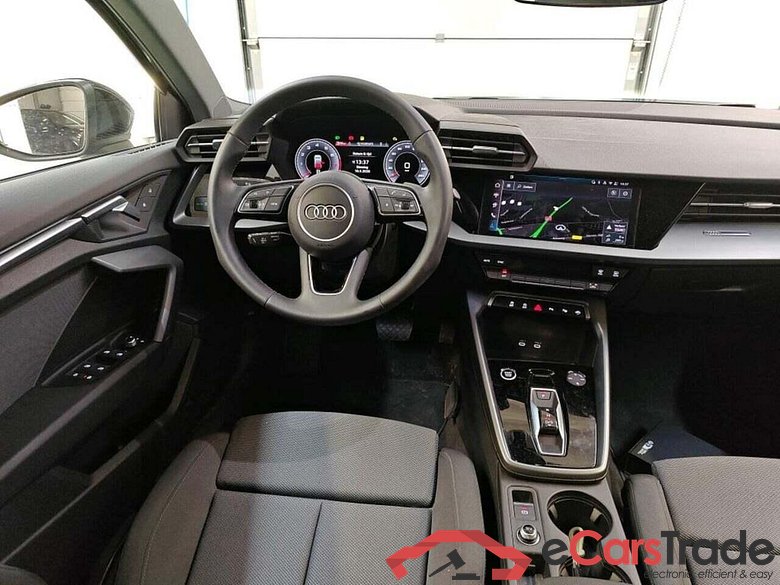 AUDI A3 Sportback 30 TFSI Adv edition #3