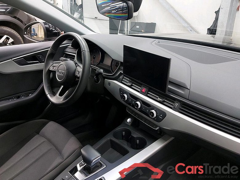 AUDI - AUD A4 AVANT 30 TDi 136PK S-Tronic S- line Business Edition Pack Business With Heated Seats & APS Front & Rear #3