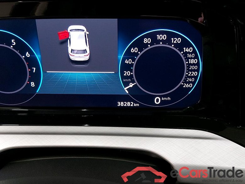 VOLKSWAGEN - VW  GOLF TSI 130PK Life With Climatronic & Light & Sight Pack & Nav Discover Media & Voice Control & Pack Drive With Side Assist & Matrix LED & Winter Pack & Rear Camera * PETROL * #5