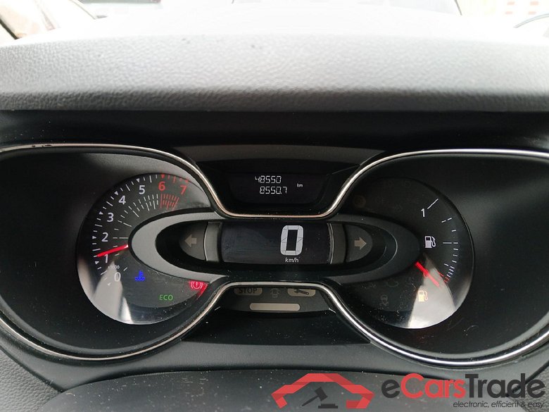 RENAULT Captur / 2017 / 5P / crossover Zen TCe 66kW (90CV) -18 (CX) #4