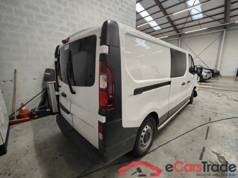 Renault Trafic L2H1 dCi 150 EDC Confort 2.9T 4d !! Damaged Car !! #2