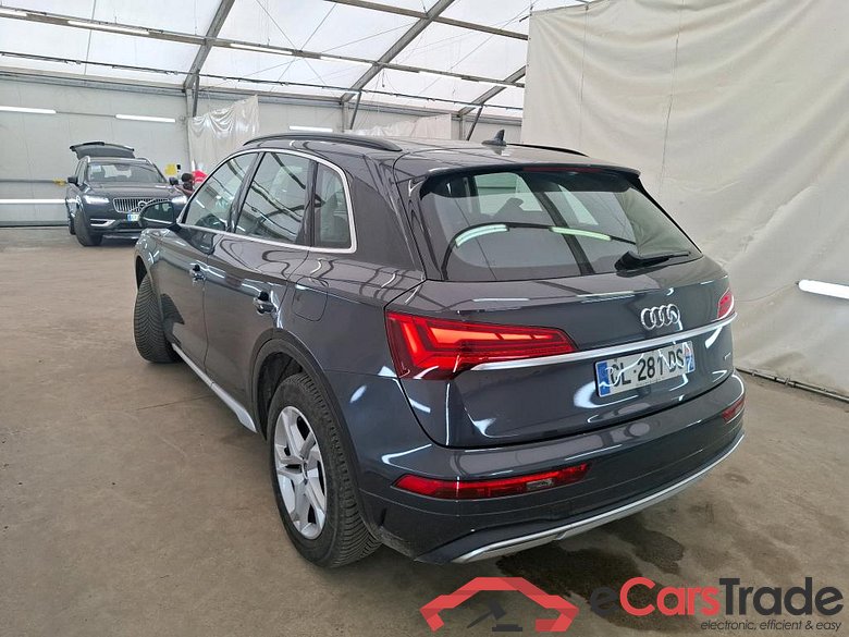 AUDI Q5 / 2020 / 5P / SUV 50 TFSI e 299 QTT S TRO 7 BUSINESS EXE #2