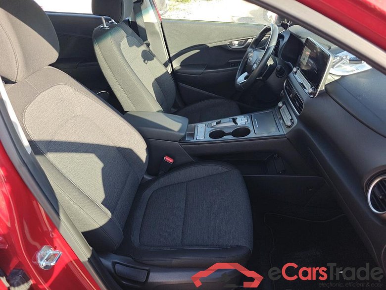 HYUNDAI Kona / 2017 / 5P / todoterreno 150kW EV Klass 484km #6