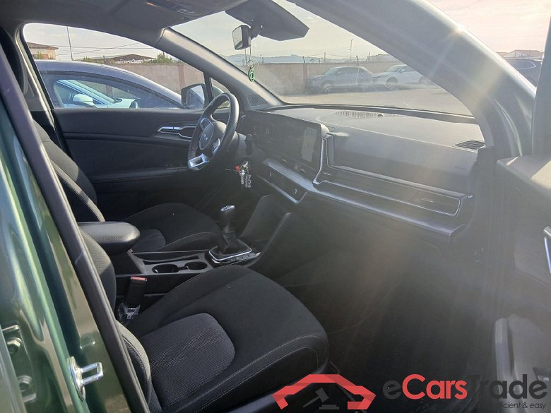 KIA Sportage / 2022 / 5P / todoterreno 1.6 T-GDi MHEV 110kW (150CV) Drive 4x2 #6