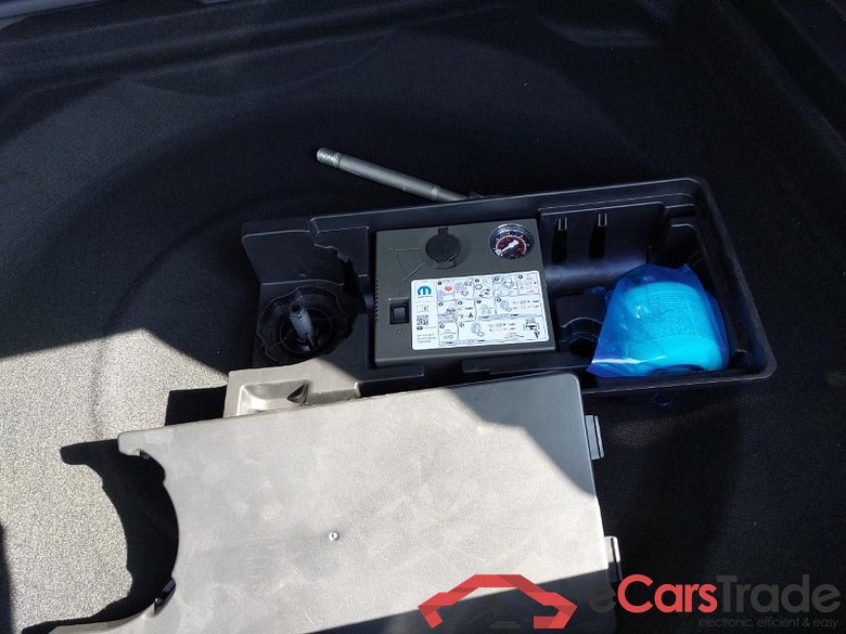 Peugeot 3008 1.2 PureTech Allure LED I-Cockpit Navi 1/2 Leather KeylessGo Klima PDC ... #6