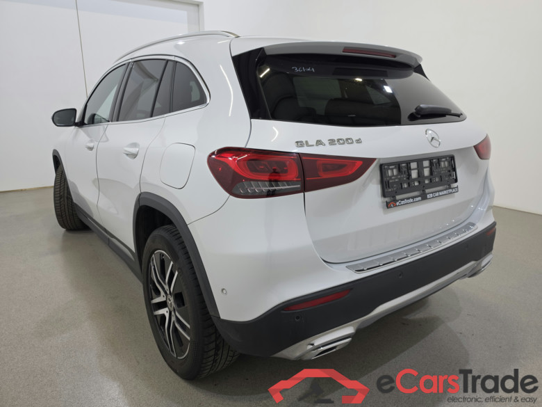 Mercedes GLA 200d Aut. LED-Xenon Widescreen Navi 1/2 Sport-Leather KeylessGo Camera Klima PDC ... #6