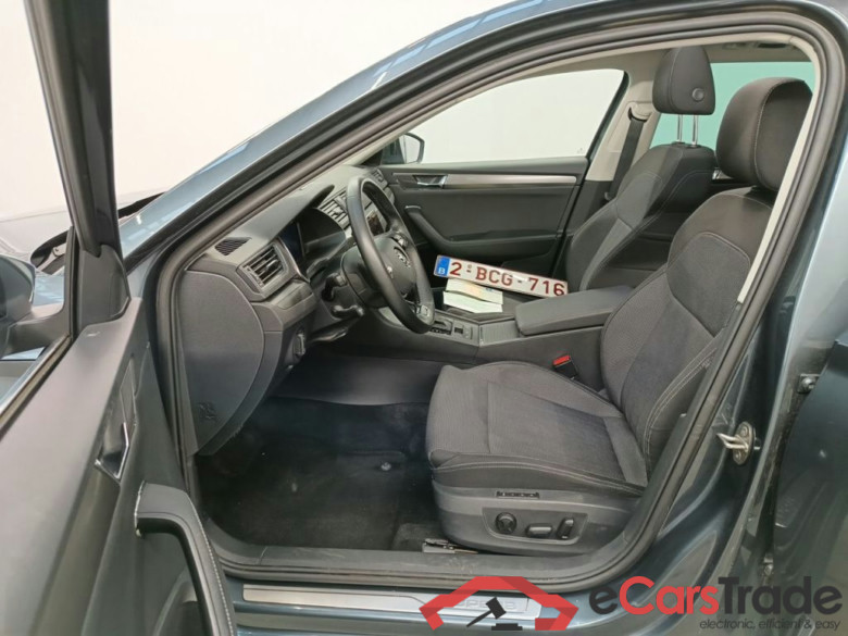 Skoda Superb Combi 2.0 CRTDI 110kW DSG7 Clever+ 5d #3