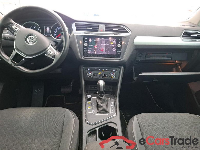 VOLKSWAGEN Tiguan / 2016 / 5P / SUV 2.0 TDI 150 DSG7 Confortline Business #5