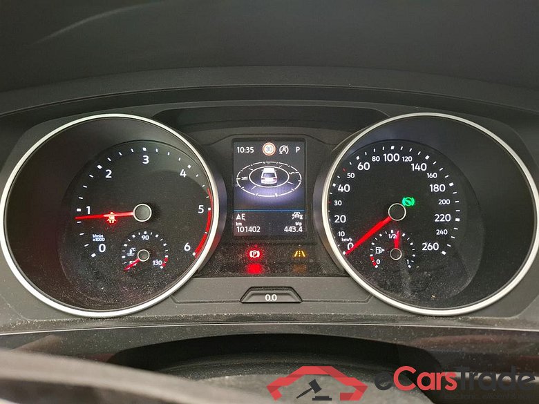 VOLKSWAGEN Tiguan / 2016 / 5P / SUV 2.0 TDI 150 DSG7 Confortline Business #6