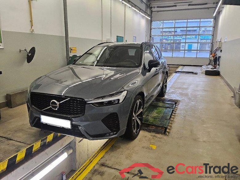 Volvo XC60 (03.2017->) DE - SUV5 B5 (Benzin) AWD EU6d, Ultimate Dark Mild-Hybrid (EURO 6d), (Facelift) #1