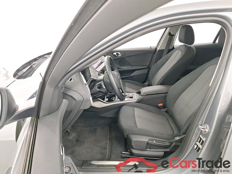 BMW 1 SERIES HATCH 1.5 116IA (80KW) #5