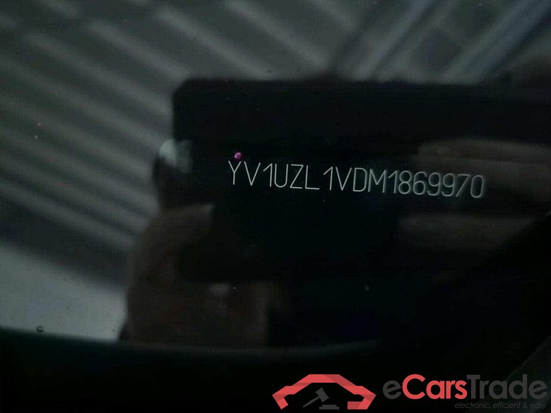 VOLVO XC60 2.0 B5 MomExclusive #4