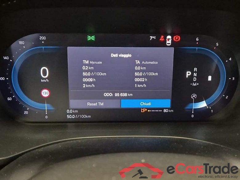 VOLVO XC60 / 2021 / 5P / SUV B4 D AWD AUTOMATICO CORE #4