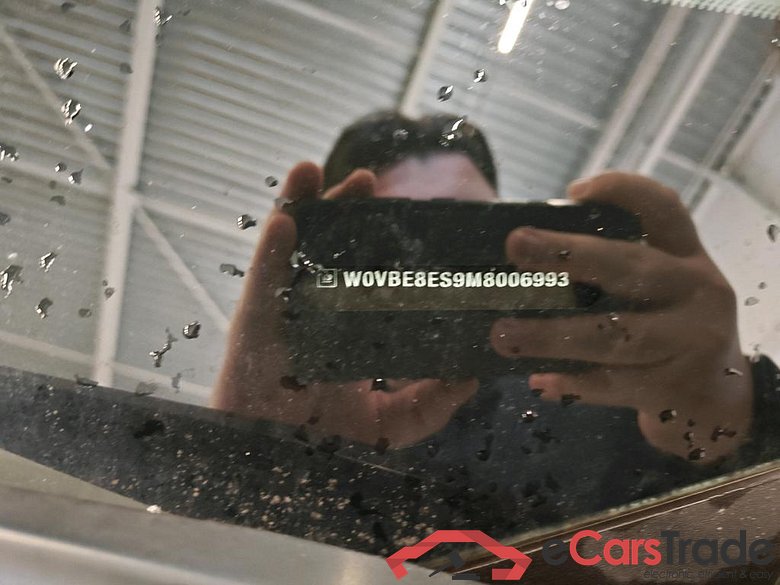 Opel Astra Sports Tourer 1.2 turbo 96kW Business Elegance 5d #6