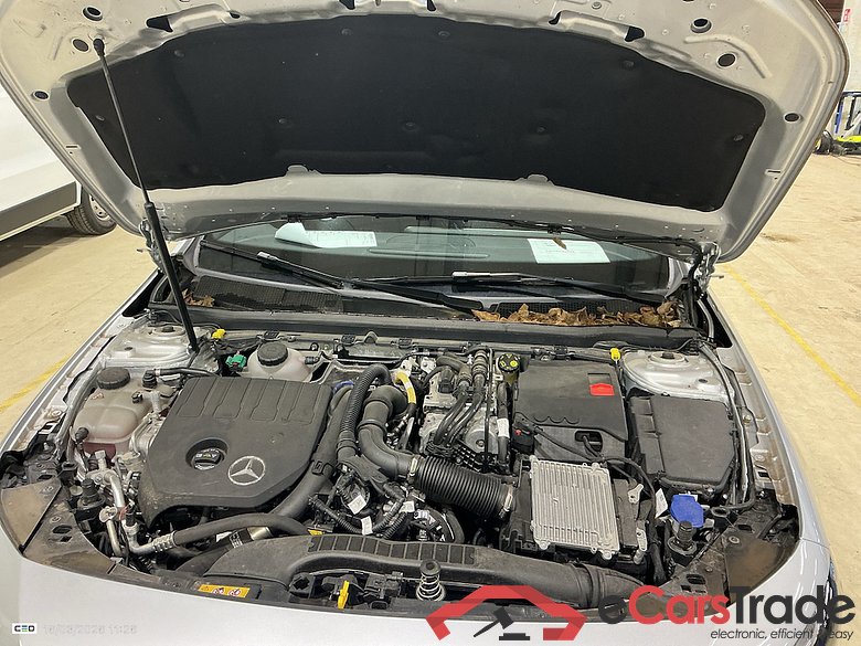 MERCEDES-BENZ A-CLASS 1.3 A 250 E LUXURY LINE DCT #6