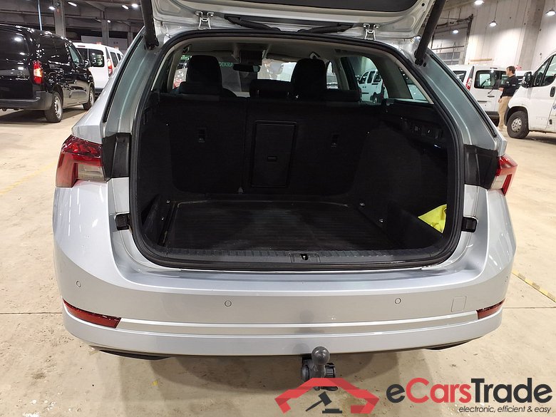 SKODA Octavia 2.0 CRTDI 85KW DSG7 CLEVER+ #3