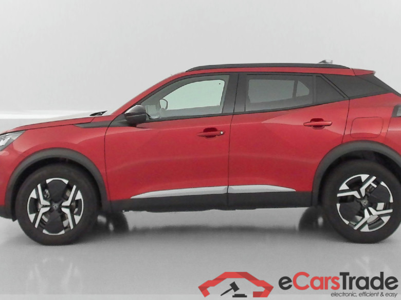 Peugeot 2008 Allure 1.2 Hybrid 145ch #4