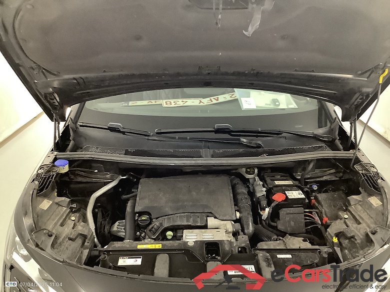 PEUGEOT 5008 1.2 PURETECH 130 AUTO GT #6