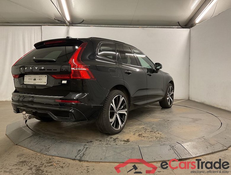 VOLVO XC60 2.0 T6 PHEV AWD Plus Dark (257kW) #2