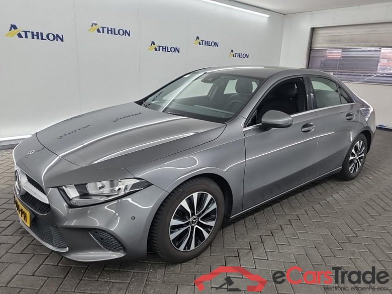 MERCEDES-BENZ A-Klasse Limousine A 180 7G-DCT Business Solution 4D 100kW #1