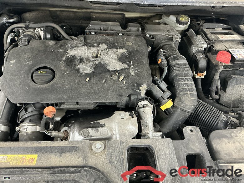 PEUGEOT 5008 1.5 BLUEHDI 130 AUTO GT #6