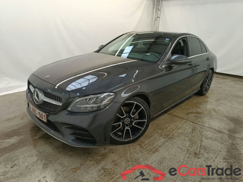 Mercedes-Benz C-Klasse Berline C 220 d Auto 4d #1