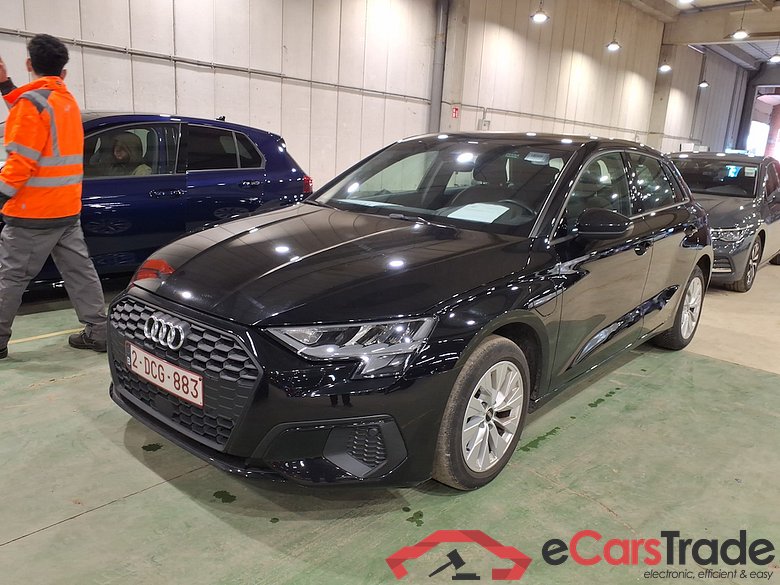 AUDI A3 SPORTBACK 1.4 40 TFSI E S TRONIC SPORTB ATTRACTION