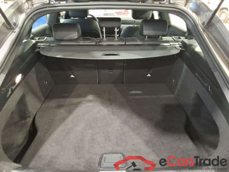 MERCEDES-BENZ CLA - Klasse 1.3 CLA 250 E BUSINESS SOLUTION DCT #3
