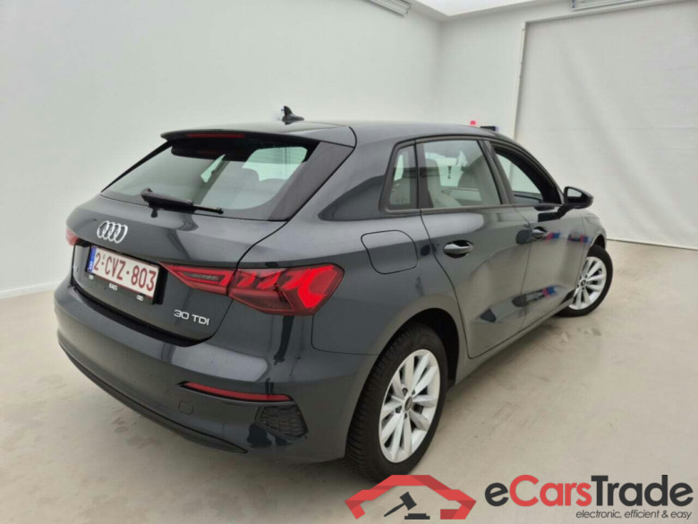 AUDI A3 SPORTBACK 2.0 30 TDI ATTRACTION S-TRONIC #2