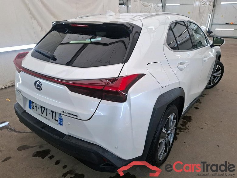 LEXUS UX / 2018 / 5P / SUV 300E Executive #3