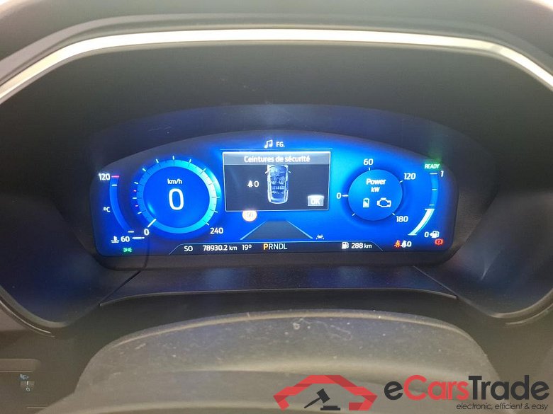FORD Kuga / 2019 / 5P / SUV 2.5 190 hybrid Flexifuel Pshift Titanium #6