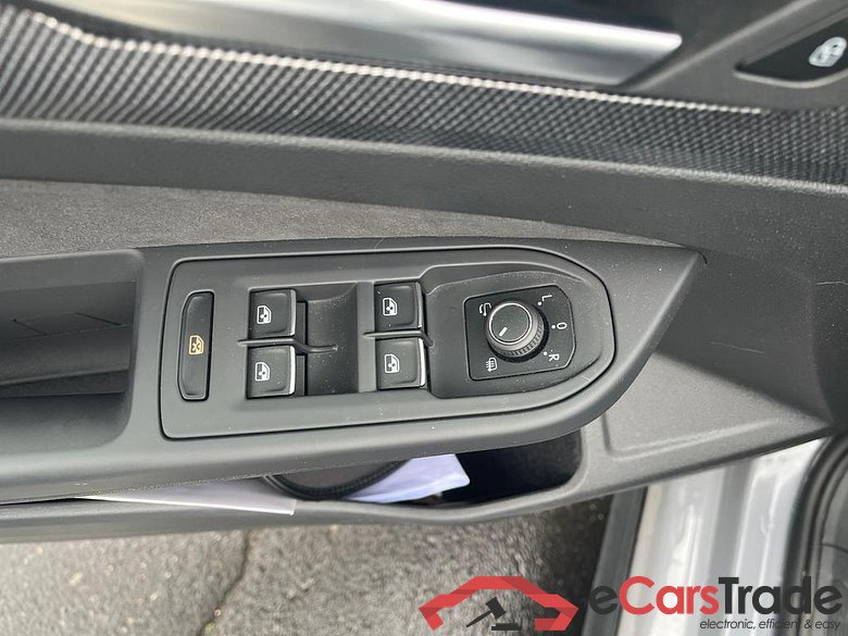 VOLKSWAGEN Golf VIII Golf R-Line Business Premium 1,5l eTSI 110 kW (150 pk) 7 versnellingen DSG #5