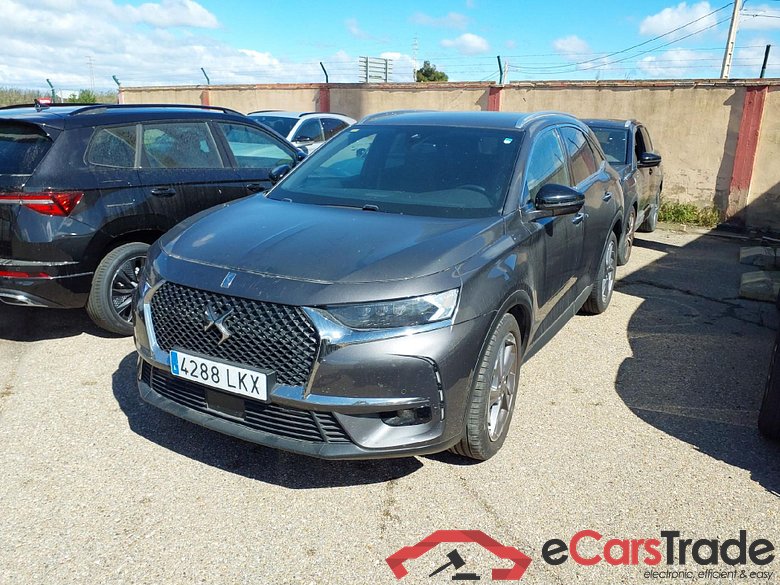DS DS 7 Crossback / 2017 / 5P / todoterreno BlueHDi DE 96kW (130CV) Auto. SO CHIC #1