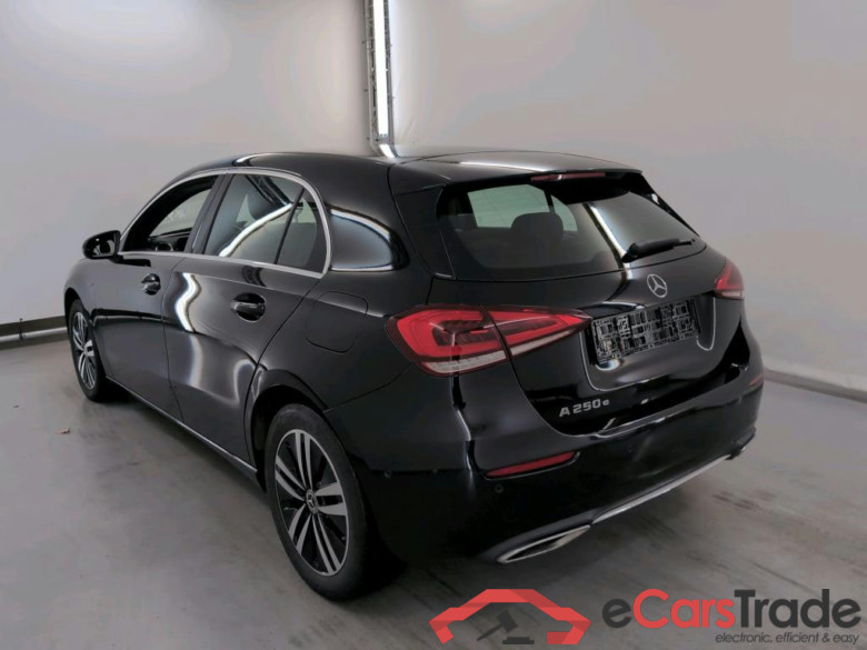 MERCEDES-BENZ CLASS A (W177) A 250 e PHEV Business Solution #3
