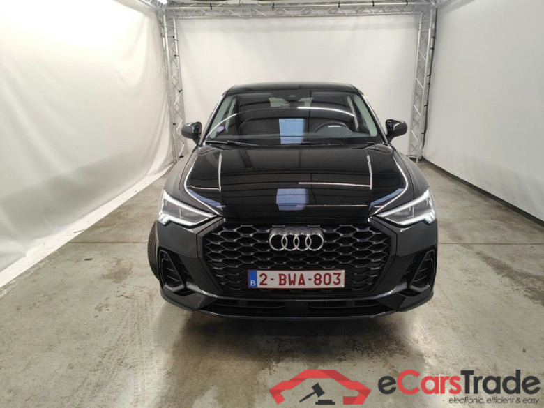 Audi Q3 Sportback 45 TFSI e S tronic Attraction 5d #5