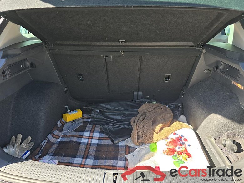 VOLKSWAGEN Tiguan Tiguan Comfortline 2.0 TDI SCR BMT 110 kW (150 pk) 7 versnellingen DSG #4